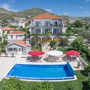 https://apartments-soric-trogir.hotels-in-trogir.com