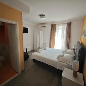 Nirvana Rooms&apartments Gasthuis Split