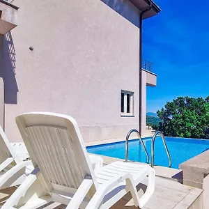 4* Affittacamere Manuela