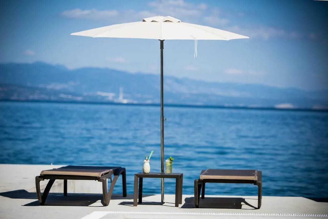 Hotel Galeb Opatija 3*,  Kroatien